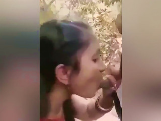 Desi Outdoor Romance And Blowjob With Devar Bhabhi